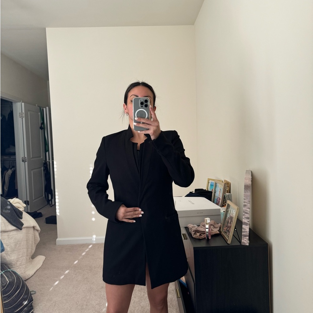 Black Zara blazer dress, size large. Runs large